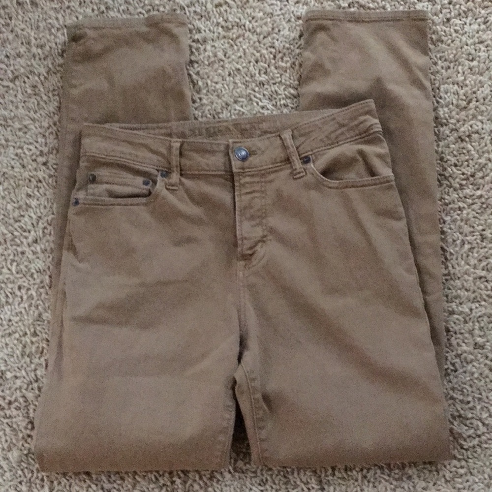 AEO Extreme Flex Slim Straight Khakis